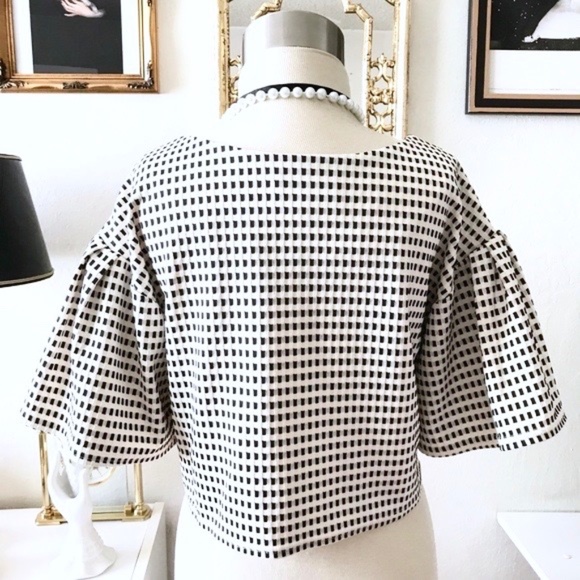 Crop Top Bell Sleeves Small - Picture 3 of 7